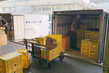 ひさや運送の学校給食食材配送業務